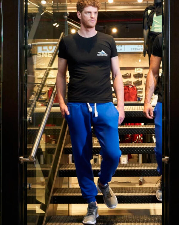 F1.jpg